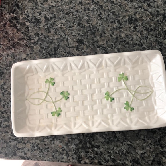 Century Dining Celtic Classics Shamrock Basketweave Serving Tray